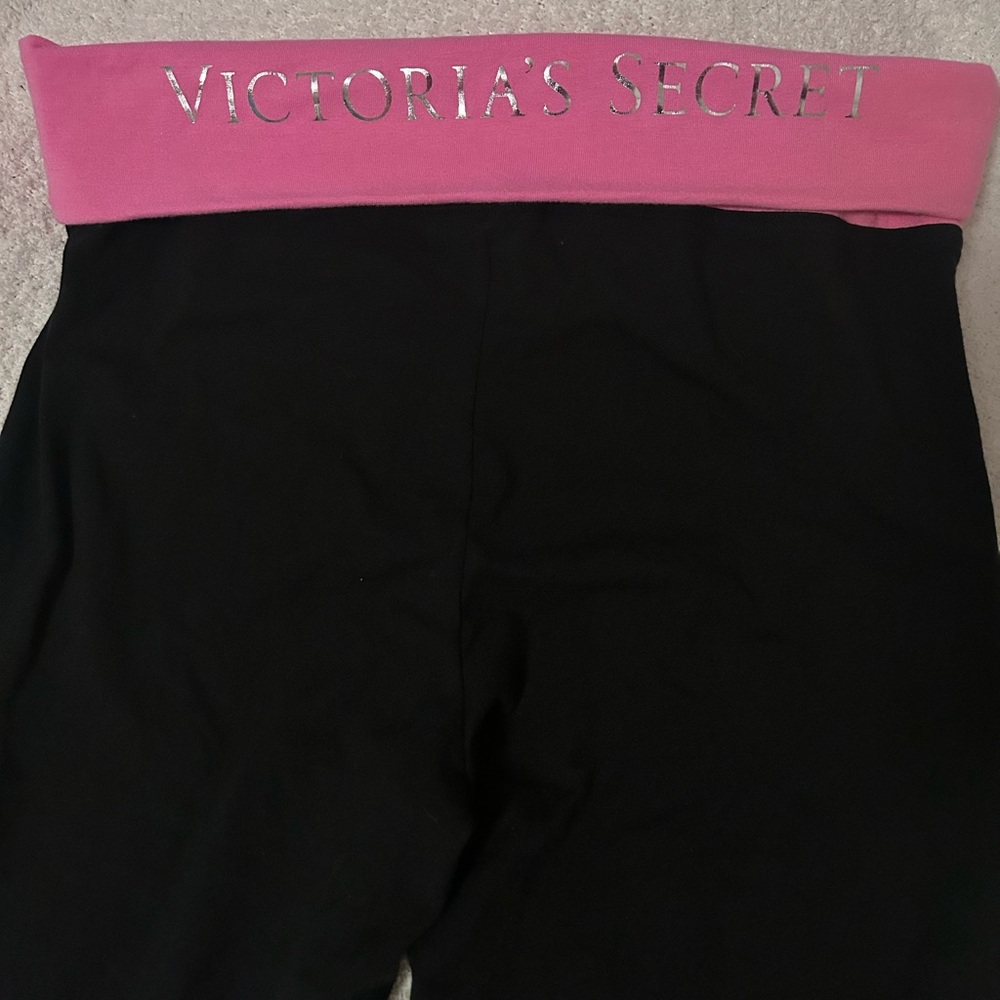 Victoria’s Secret yoga pants